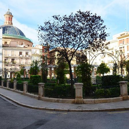 City Center Apartment Valenza Esterno foto