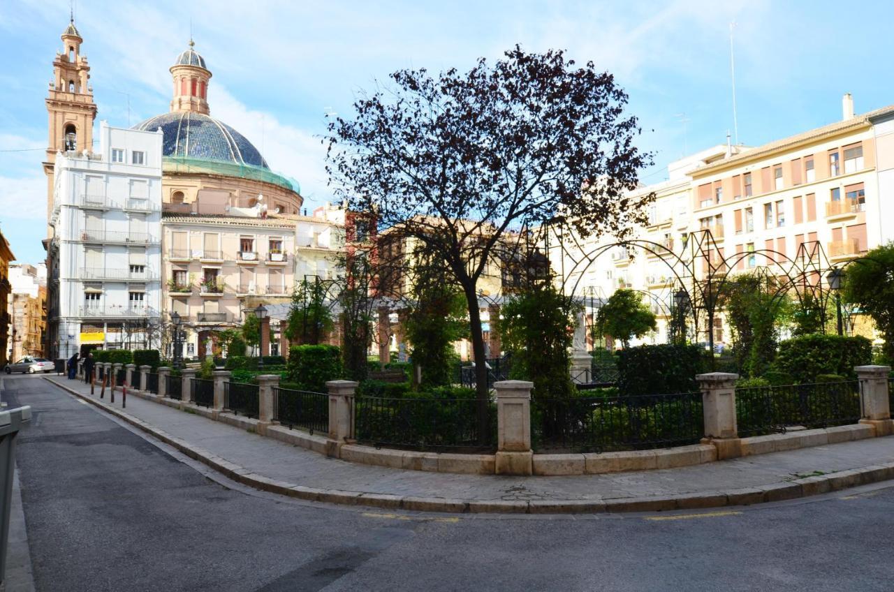 City Center Apartment Valenza Esterno foto