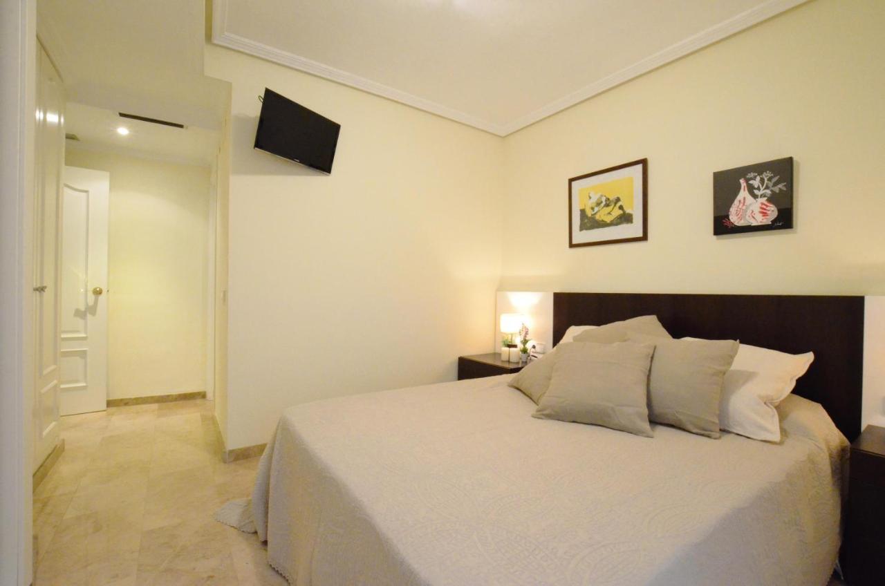 City Center Apartment Valenza Esterno foto